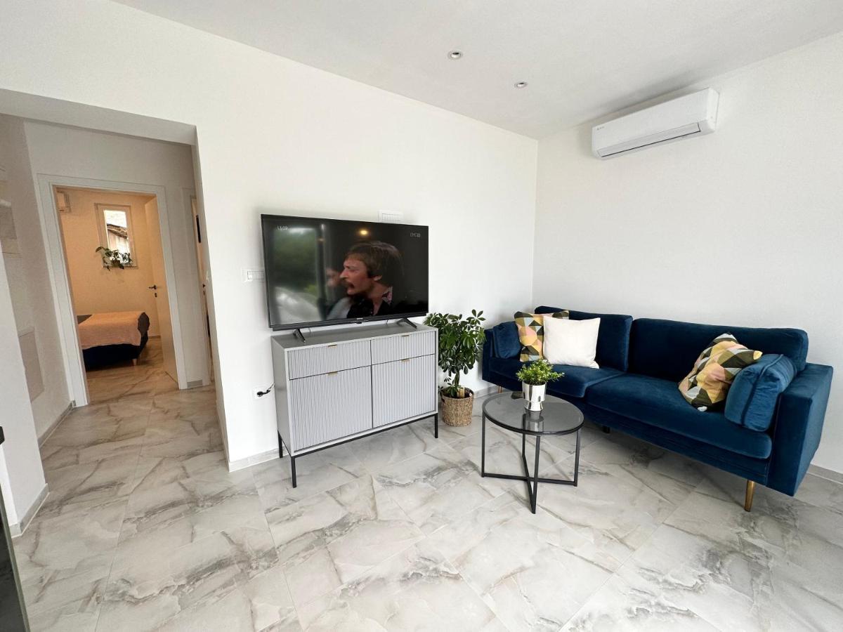 Olive View Apartment Brela Exterior foto
