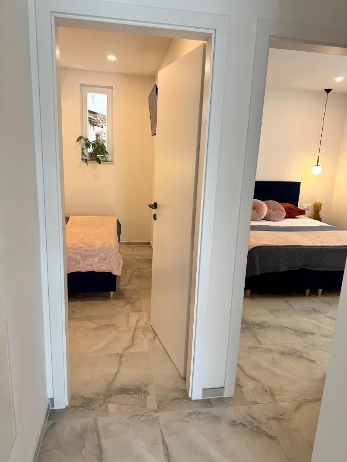 Olive View Apartment Brela Exterior foto